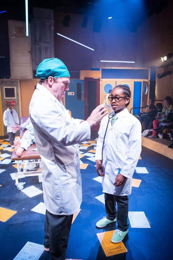 YV TP, Rushey Green School, Dr Orange Dr Blue ©HelenMurray